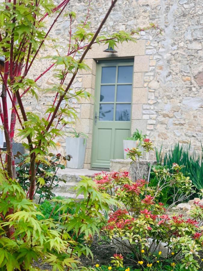 Bed and Breakfast Coté jardin Sainte-Suzanne  Exterior foto