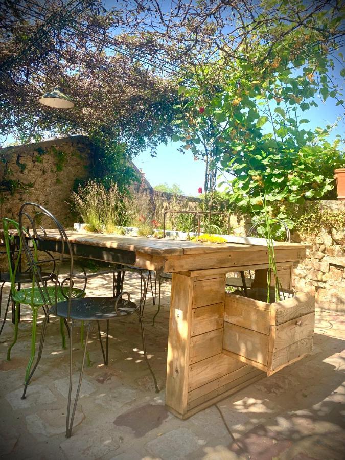 Bed and Breakfast Coté jardin Sainte-Suzanne  Exterior foto