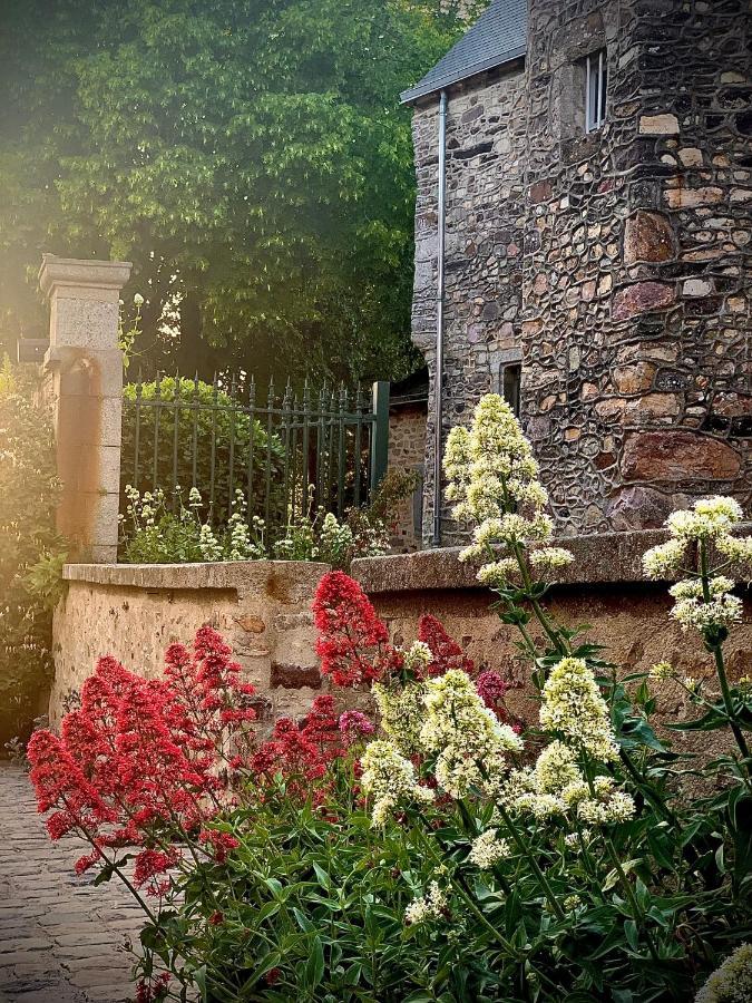 Bed and Breakfast Coté jardin Sainte-Suzanne  Exterior foto